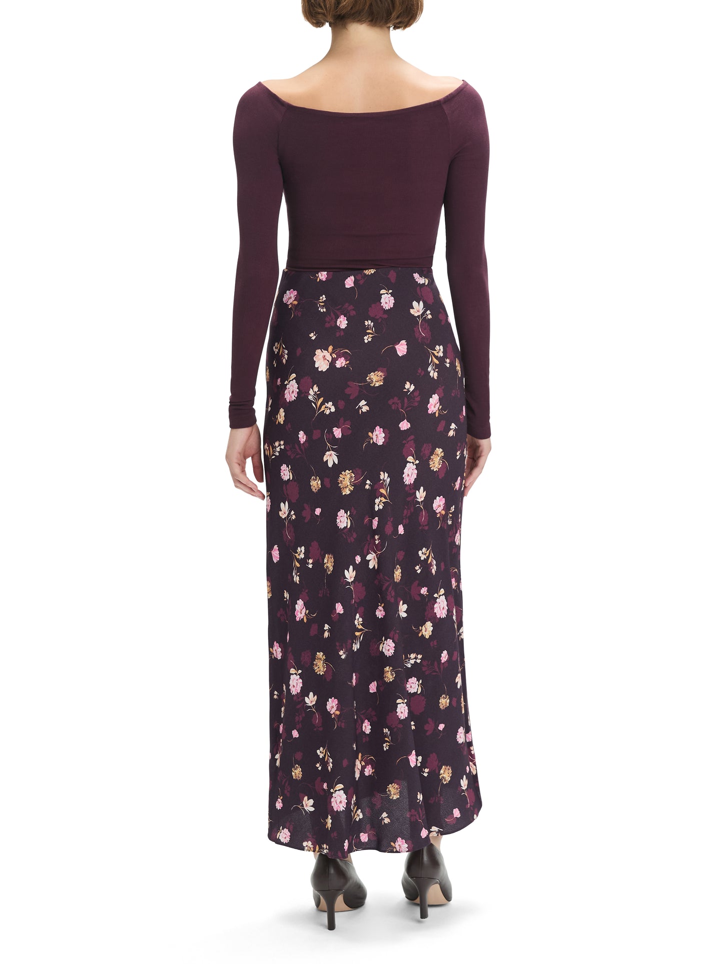THE FAVORITE SKIRT