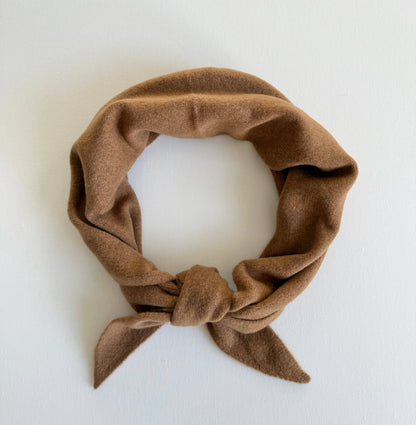 FUZZY WOOL CRAVAT SCARF - neutral: White chocolate