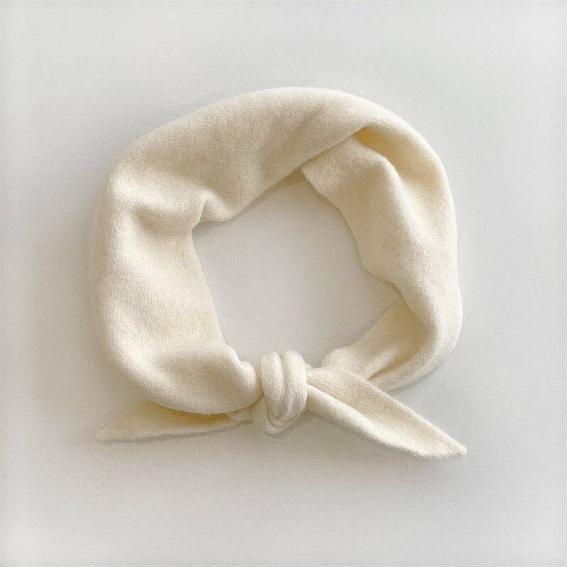 FUZZY WOOL CRAVAT SCARF - neutral: White chocolate