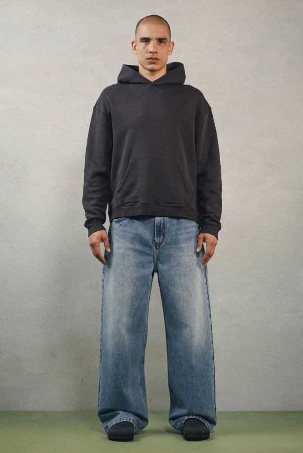 CORE HOODIE