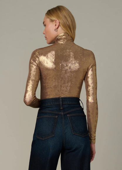 Back view of the Tony Top in metallic gold with long slim sleeves and a fitted silhouette.